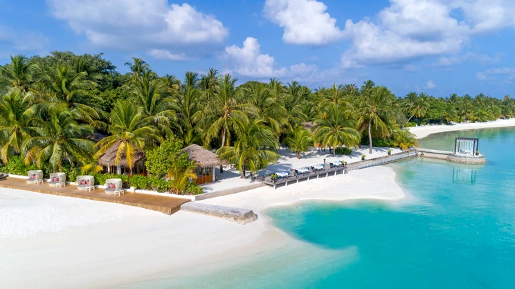 Sheraton Maldives Full Moon Resort & Spa